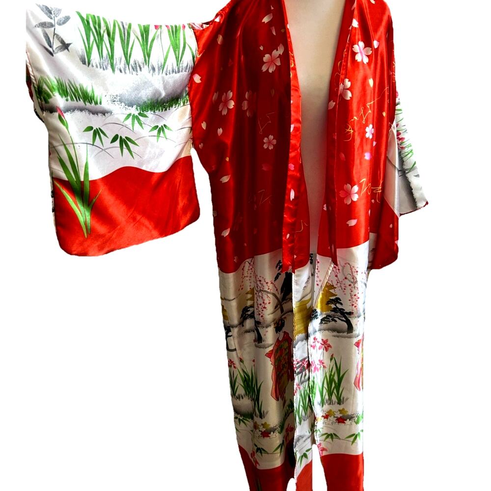VTG KIMONO JAPANESE Long Red Floral Village Women Drama Sleeve Boudoir Robe